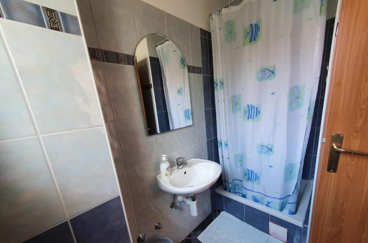Apartments Topalovic Kostrena Kültér fotó